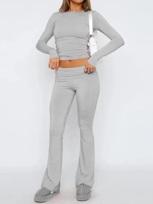Women’s Solid Long Sleeve Crop Top & Flare Leg Pants Loungewear Set – Casual Round Neck Tee with Bell-Bottom Leggings, Comfortable Two-Piece Sleepwear